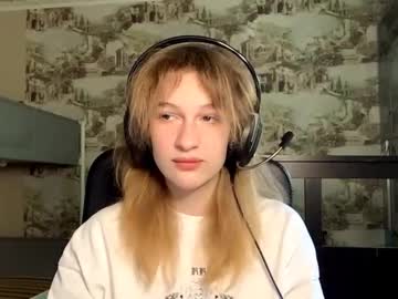 Cuddle_Babe Chaturbate stream image from July 13, 2025