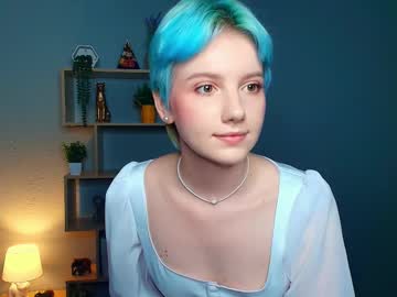 Nakishacroshaw Chaturbate stream image from July 13, 2025