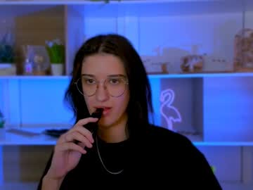 Mikael_Shy Chaturbate stream image from July 13, 2025