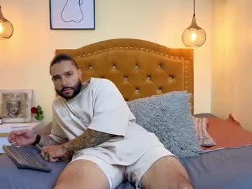 Apolo_Rousse Chaturbate stream image from July 13, 2025