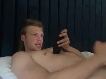 Carlf18 Chaturbate stream image from July 13, 2025