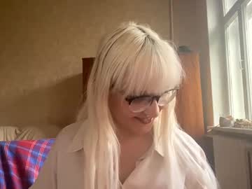 Elvaclagg Chaturbate stream image from July 13, 2025