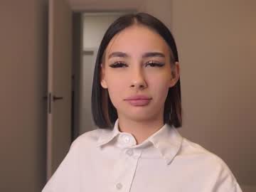 Loracopple Chaturbate stream image from July 13, 2025