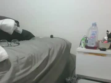 Beezy_34 Chaturbate stream image from July 13, 2025