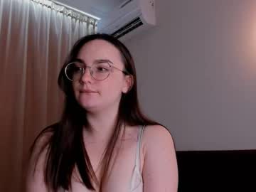 Vanessagrome Chaturbate stream image from July 13, 2025