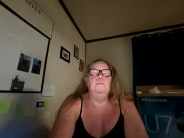 Redheadedcountrygirl2 Chaturbate stream image from July 13, 2025