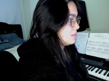 Yourlatinhot Chaturbate stream image from July 14, 2025