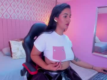 Ivette_Cruz Chaturbate stream image from July 14, 2025