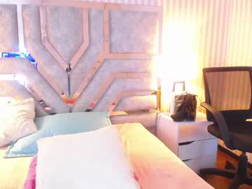 Julieetha_30 Chaturbate stream image from July 14, 2025
