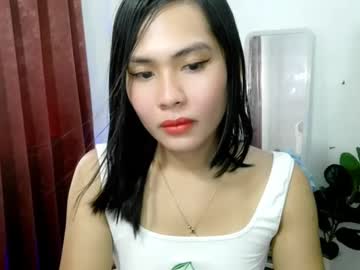 Yvonne_S3xy Chaturbate stream image from July 14, 2025