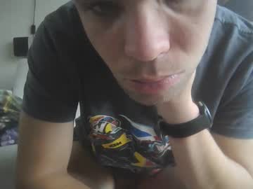 Hornyboyivar Chaturbate stream image from July 14, 2025