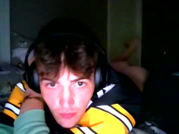 Miloloveseveryone stream image from July 14, 2025