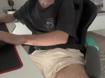 Ohmymichael Chaturbate stream image from July 14, 2025