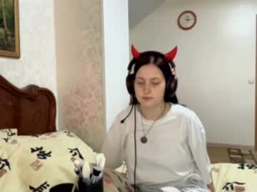 Midnight_Fairy Chaturbate stream image from July 14, 2025