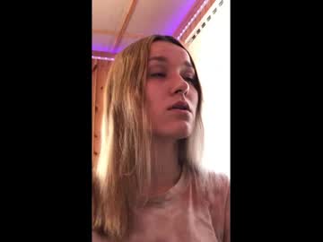 Phoenix111117 Chaturbate stream image from July 14, 2025
