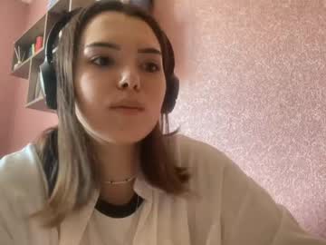 Frosted_Bloom Chaturbate stream image from July 14, 2025