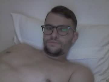 Hardboylovemilfmoom Chaturbate stream image from July 14, 2025