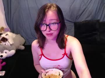 Molliefurry Chaturbate stream image from July 14, 2025