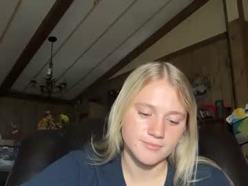 Kayleighashford Chaturbate stream image from July 14, 2025
