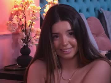 Laraannegrey Chaturbate stream image from July 14, 2025