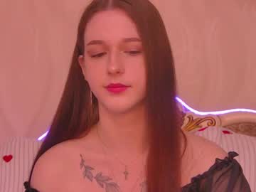 Lollavibe Chaturbate stream image from July 14, 2025