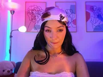 Hey_Missemma Chaturbate stream image from July 15, 2025