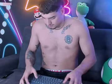 Maax_Steel_ Chaturbate stream image from July 15, 2025