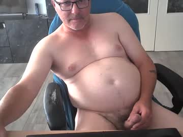 Holland868 Chaturbate stream image from July 15, 2025