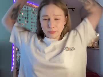 Whoisalisa stream image from July 15, 2025