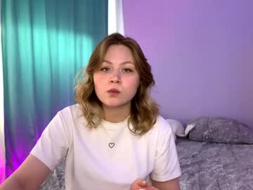 Malinovay_Lada Chaturbate stream image from July 15, 2025