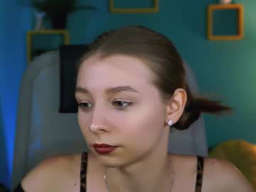 Juliedaniel Chaturbate stream image from July 15, 2025