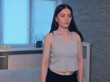 Micaelahormander Chaturbate stream image from July 15, 2025