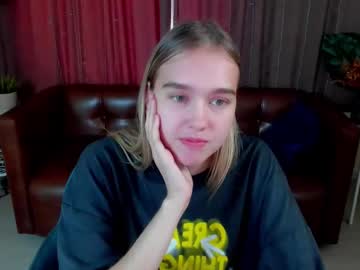Vel1ka Chaturbate stream image from July 15, 2025