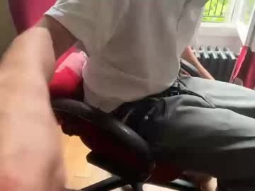 Moriarttt Chaturbate stream image from July 15, 2025