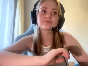 Sassy_Petal Chaturbate stream image from July 15, 2025