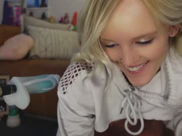 Taylor_Love_303 Chaturbate stream image from July 15, 2025