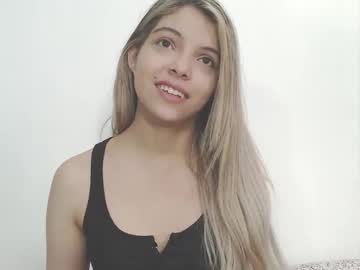 Andreau_19 Chaturbate stream image from July 15, 2025