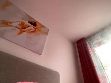 I_See_You_2000 Chaturbate stream image from July 15, 2025