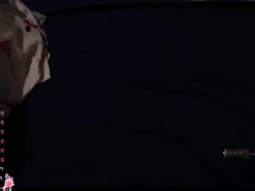 Sweetelodie Chaturbate stream image from July 15, 2025