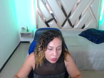 Valentina_Milf97 Chaturbate stream image from July 15, 2025