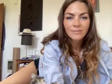 Babbleorieka Chaturbate stream image from July 15, 2025
