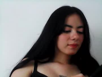 Shannelwc Chaturbate stream image from July 15, 2025