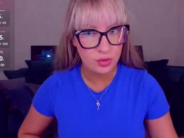 Elisabethmills Chaturbate stream image from July 15, 2025