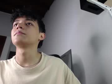 Zarekneo Chaturbate stream image from July 15, 2025