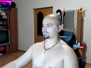 Ziesh Chaturbate stream image from July 15, 2025