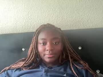 Cocobuttergirlfriend Chaturbate stream image from July 15, 2025