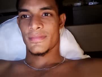 Crishot1125 Chaturbate stream image from July 15, 2025