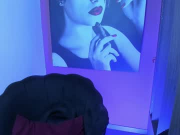 Queenofhaze Chaturbate stream image from July 15, 2025