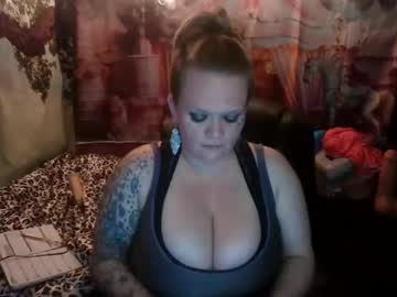 Honeychambers Chaturbate stream image from July 15, 2025