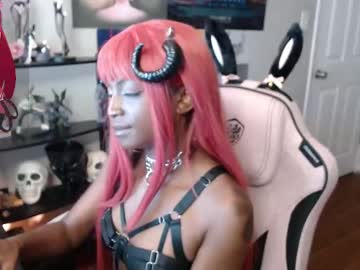 Bunniikimi Chaturbate stream image from July 16, 2025